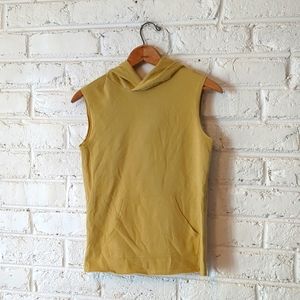 Stella & Blaise Epic Threads Hooded Sleeveless Mustard Shirt